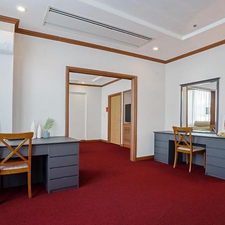Hotel Homefourest Kodzse Kültér fotó