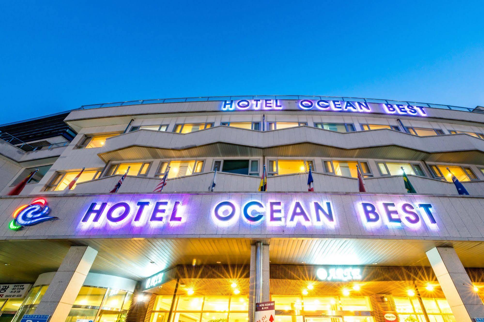 Hotel Homefourest Kodzse Kültér fotó