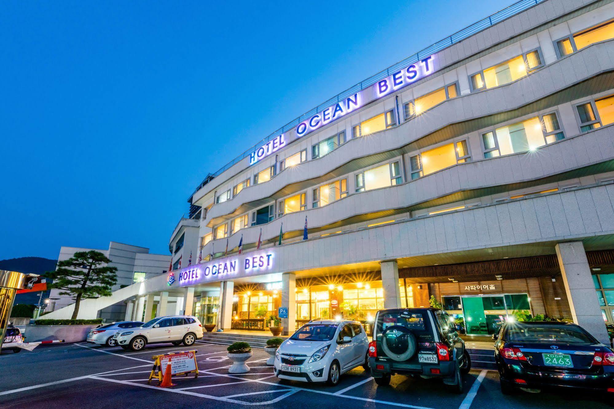 Hotel Homefourest Kodzse Kültér fotó