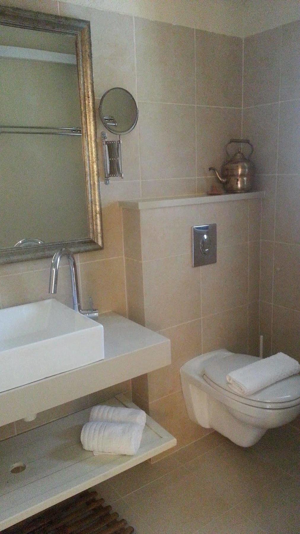 Hotel Homefourest Kodzse Kültér fotó