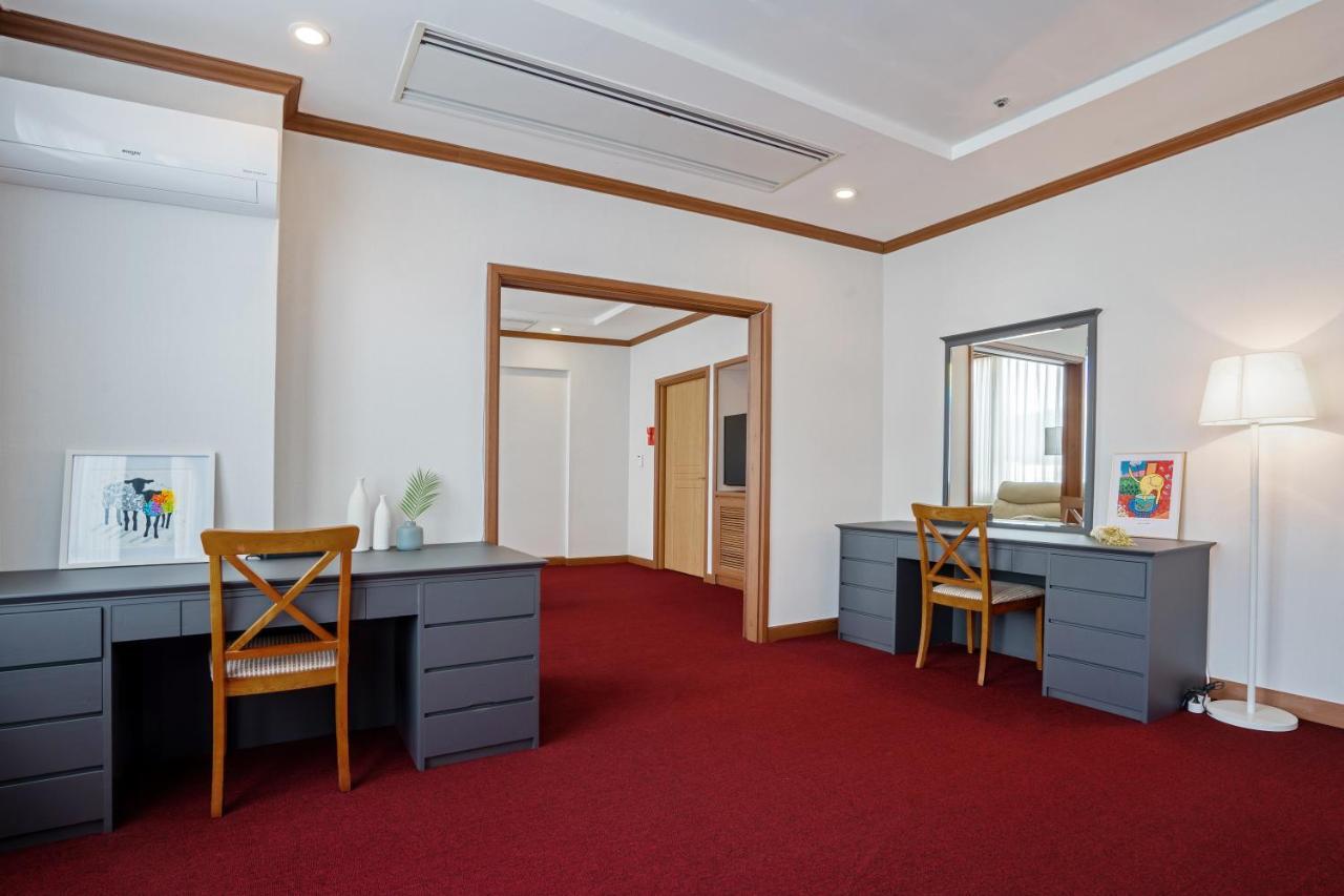 Hotel Homefourest Kodzse Kültér fotó