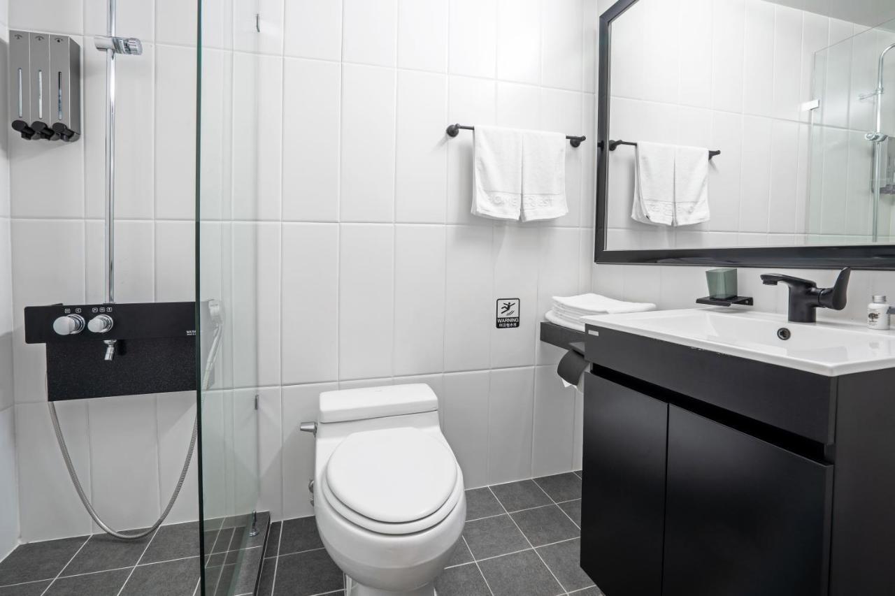 Hotel Homefourest Kodzse Kültér fotó