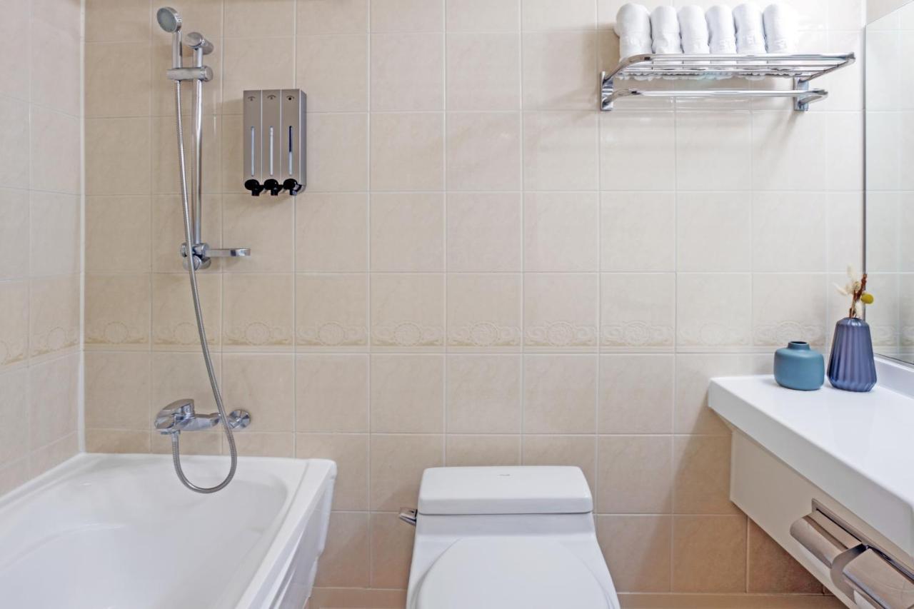 Hotel Homefourest Kodzse Kültér fotó